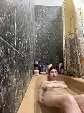 Alissa kiss online show from December 17, 6:09 pm