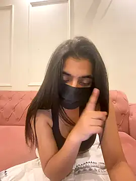 Snapshot of Emmy_kapoor chatting on December 21, 10:17 pm Emmy kapoor online show from December 21, 10:17 pm