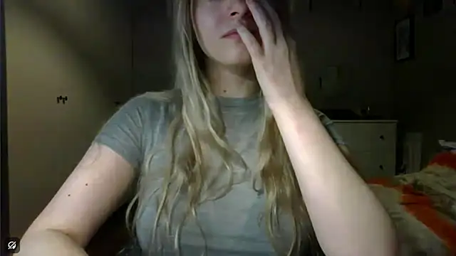 Snapshot of ROSIEx_sweet chatting on December 16, 9:03 am ROSIEx sweet online show from December 16, 9:03 am