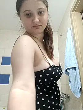 kila lo online show from January 18, 9:34 pm