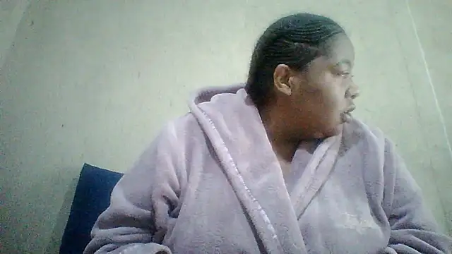 Snapshot of bustyboobs6 chatting on December 14, 7:58 am bustyboobs6 online show from December 14, 7:58 am