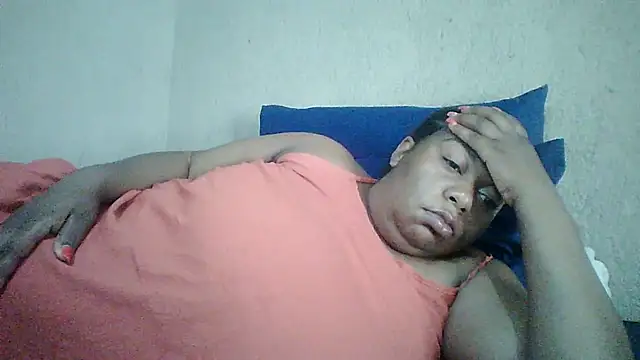 Snapshot of bustyboobs6 chatting on December 20, 5:47 am bustyboobs6 online show from December 20, 5:47 am