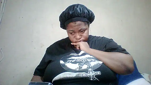 Snapshot of bustyboobs6 chatting on January 8, 5:10 am bustyboobs6 online show from January 8, 5:10 am