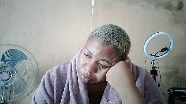 Snapshot of bustyboobs6 chatting on February 15, 6:21 am bustyboobs6 online show from February 15, 6:21 am