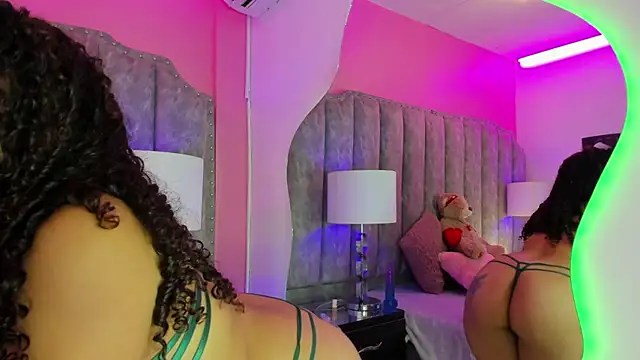 CoralHarmon online show from January 11, 1:11 pm