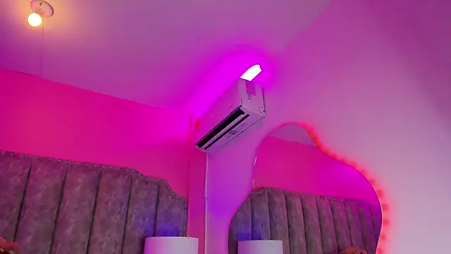 CoralHarmon online show from January 15, 1:31 pm