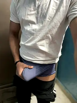 Snapshot of raghavs chatting on September 25, 9:24 am raghavs online show from September 25, 9:24 am