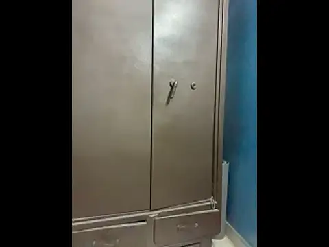 Snapshot of raghavs chatting on October 29, 6:37 am raghavs online show from October 29, 6:37 am