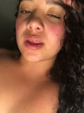 Julieta 333 online show from March 17, 6:40 am