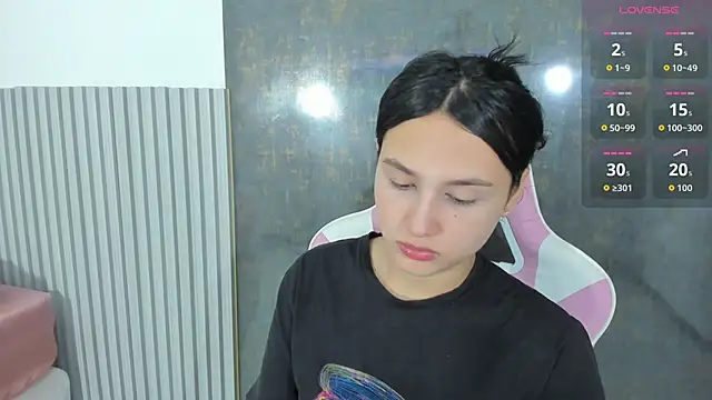 lana boomer online show from February 25, 8:07 pm