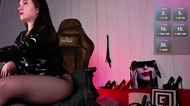 Vanessa Ives  online show from May 10, 8:36 pm
