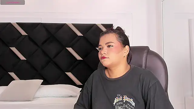 Carolina Evanss online show from May 11, 3:56 am