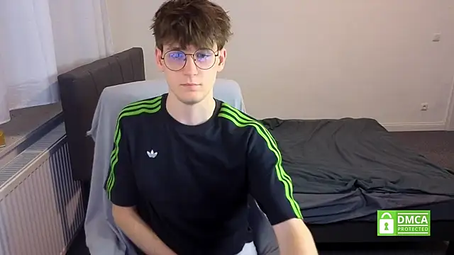 cutie guys online show from August 2, 8:29 pm