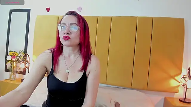 Snapshot of Lupiita223 chatting on March 9, 1:15 pm Lupiita223 online show from March 9, 1:15 pm