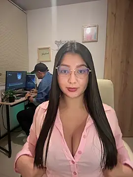 licky lu online show from May 4, 2:29 am