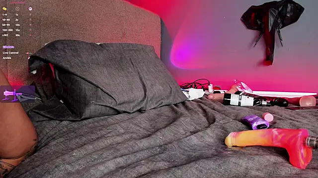 samuel boy tatoo online show from January 24, 4:59 am