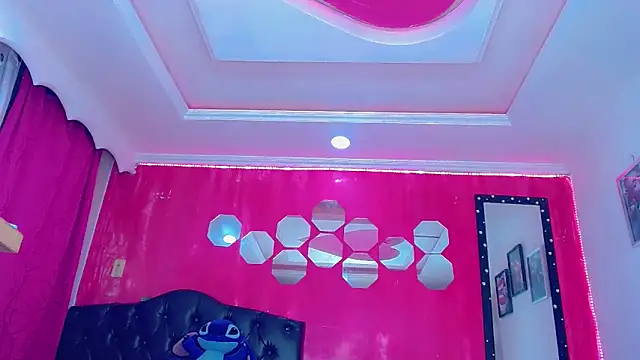 TiffanyMackensyy online show from November 8, 1:17 am