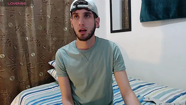 Snapshot of Thhiago_tay chatting on October 27, 1:59 pm Thhiago tay online show from October 27, 1:59 pm