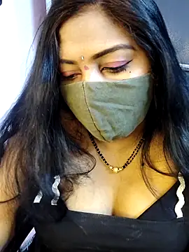 RomeoJuliet345 online show from March 12, 10:32 am