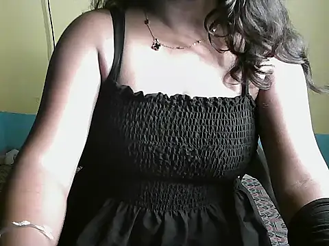 Snapshot of ursunny007 chatting on February 28, 8:28 pm ursunny007 online show from February 28, 8:28 pm