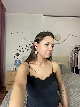 MiraMiss online show from January 4, 3:28 pm