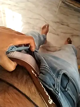 Snapshot of PracticalGum40 chatting on February 17, 11:50 am PracticalGum40 online show from February 17, 11:50 am