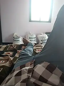 Snapshot of PracticalGum40 chatting on March 27, 5:24 am PracticalGum40 online show from March 27, 5:24 am