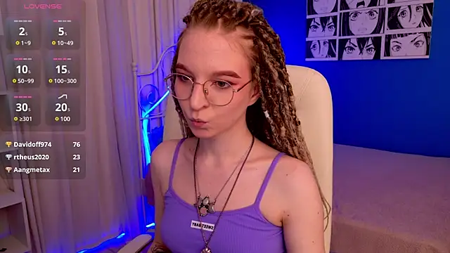 Snapshot of VioletShine chatting on March 2, 12:22 pm VioletShine online show from March 2, 12:22 pm