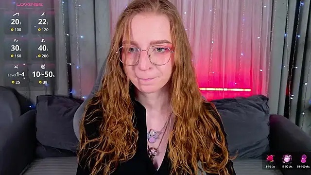 VioletShine online show from February 1, 1:53 pm