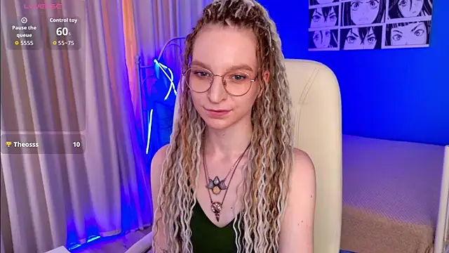 Snapshot of VioletShine chatting on June 30, 1:23 pm VioletShine online show from June 30, 1:23 pm