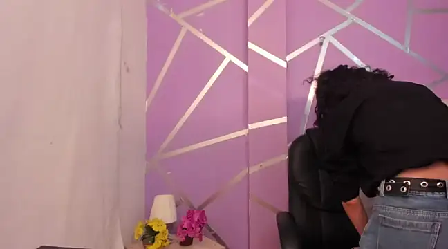 Queenjenn   online show from February 16, 7:49 pm