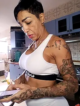 Alison fitness online show from November 23, 1:22 pm