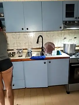 Alison fitness online show from November 25, 11:10 am