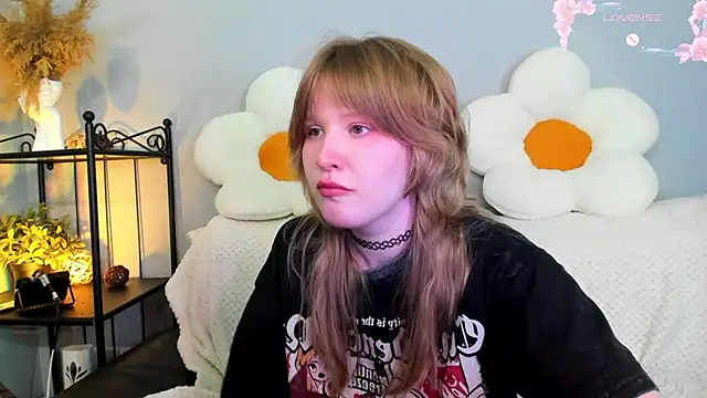 Snapshot of EvaStevs chatting on February 16, 8:22 pm EvaStevs online show from February 16, 8:22 pm