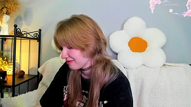 Snapshot of EvaStevs chatting on February 16, 11:26 pm EvaStevs online show from February 16, 11:26 pm