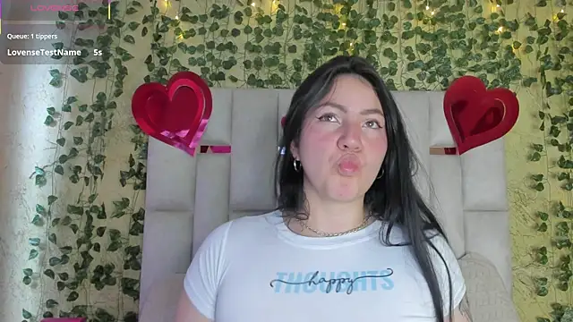 Snapshot of jenifer__power10 chatting on February 22, 1:13 pm jenifer power10 online show from February 22, 1:13 pm