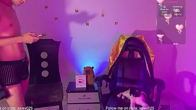 Snapshot of khonsu_s chatting on February 2, 10:52 pm khonsu s online show from February 2, 10:52 pm