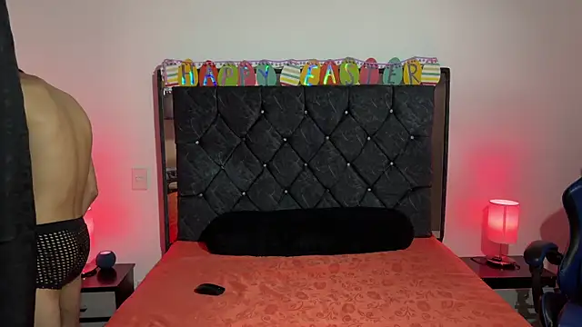 Snapshot of khonsu_s chatting on April 2, 10:07 pm khonsu s online show from April 2, 10:07 pm