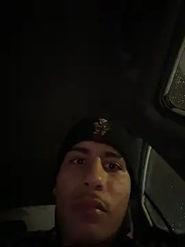 Snapshot of johnycash21 chatting on January 7, 6:38 am johnycash21 online show from January 7, 6:38 am