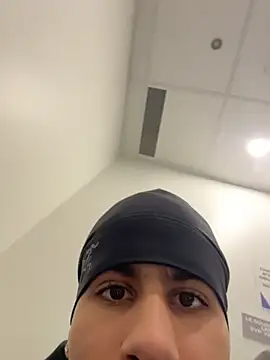 Snapshot of johnycash21 chatting on January 19, 3:38 pm johnycash21 online show from January 19, 3:38 pm