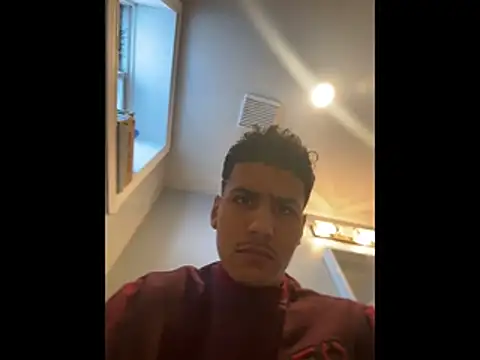 Snapshot of johnycash21 chatting on February 1, 8:29 pm johnycash21 online show from February 1, 8:29 pm