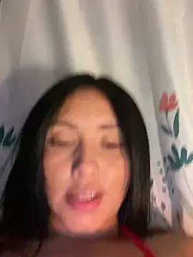 sweet kitty0110 online show from December 7, 6:21 am