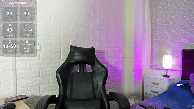 sweet kitty0110 online show from November 25, 9:04 pm