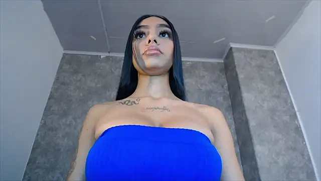 Tiffanny online show from January 4, 1:21 pm