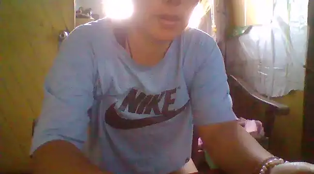 Snapshot of Nailahex chatting on December 6, 5:31 am Nailahex online show from December 6, 5:31 am