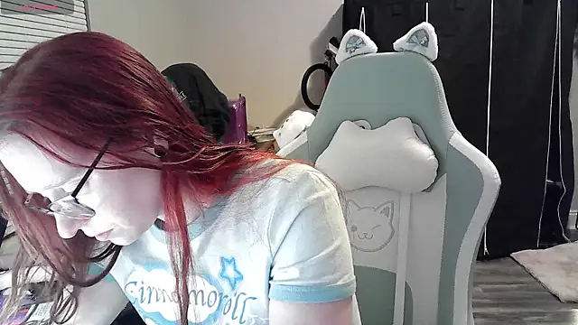 LilyFoxxx online show from January 27, 3:15 am