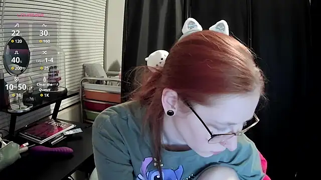 LilyFoxxx online show from February 24, 3:55 am