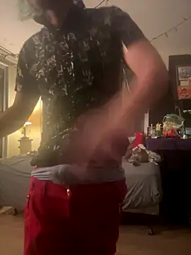 Snapshot of hornytbabe chatting on December 14, 6:08 am hornytbabe online show from December 14, 6:08 am