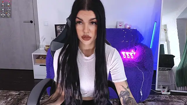 Tiffany lab online show from November 25, 1:00 pm