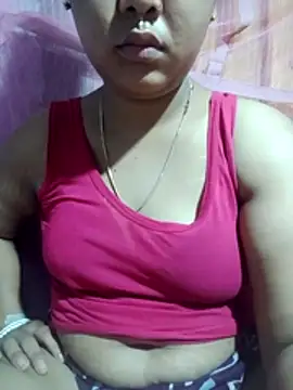 Snapshot of Super-Couple chatting on April 6, 4:46 am Super-Couple online show from April 6, 4:46 am
